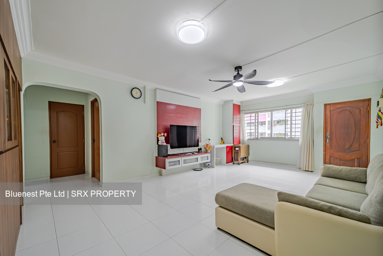 tampines-street-21 listing thumbnail photo